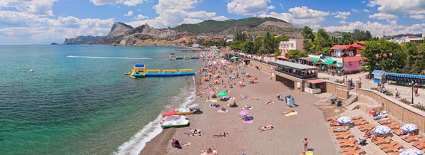 Центральный пляж Судака